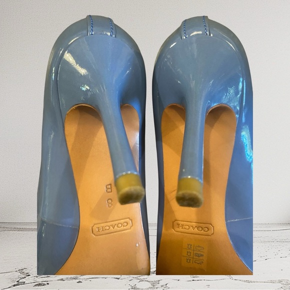 Coach Blue Heels - Picture 3 of 9